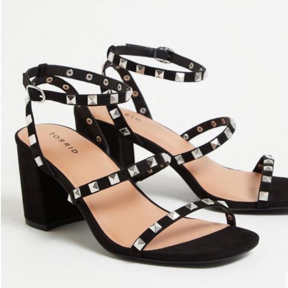 Torrid Black Studded Strappy Block Heel wide width size 9 9w sandals